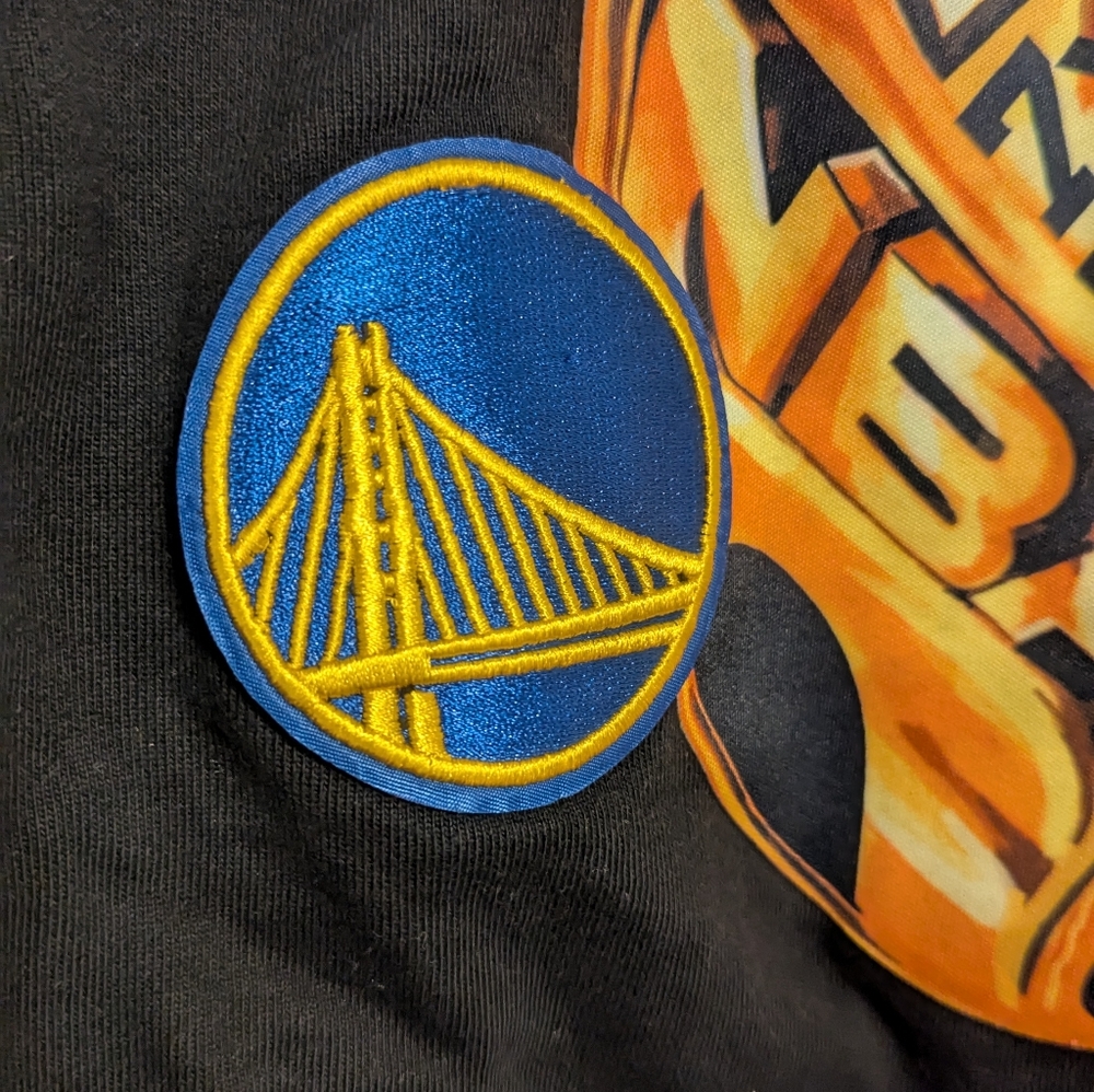 Golden State Warriors 7X NBA Champion Hoodie - Picture 3 of 7